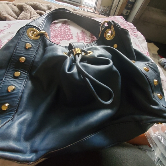 MK NAVY PURSE - Picture 2 of 3